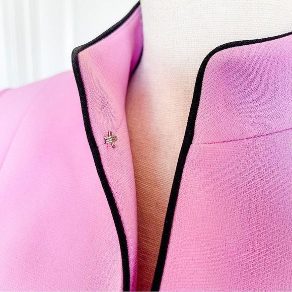 Stresa 2P Peony Pink Blazer Black Edging with Pockets & Matching Sleeveless Top - Picture 4 of 16